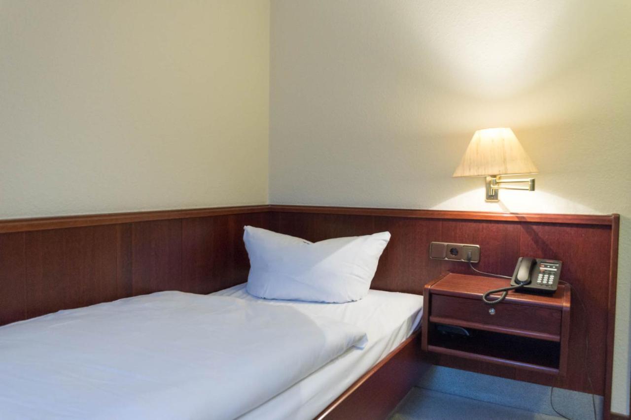 Hotel Altdeutsche Weinstuben Freyburg Dış mekan fotoğraf